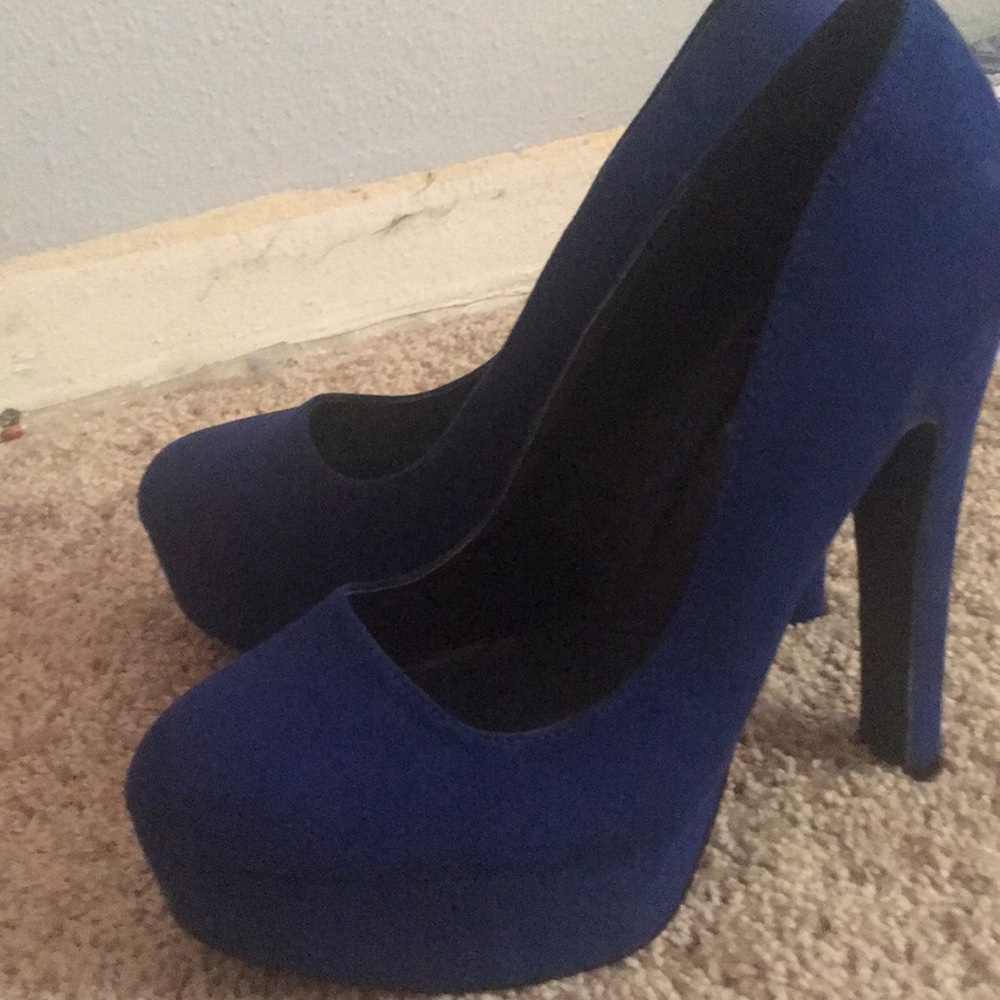 ROYAL BLUE PUMPS FROM CHARLOTTE RUSSE